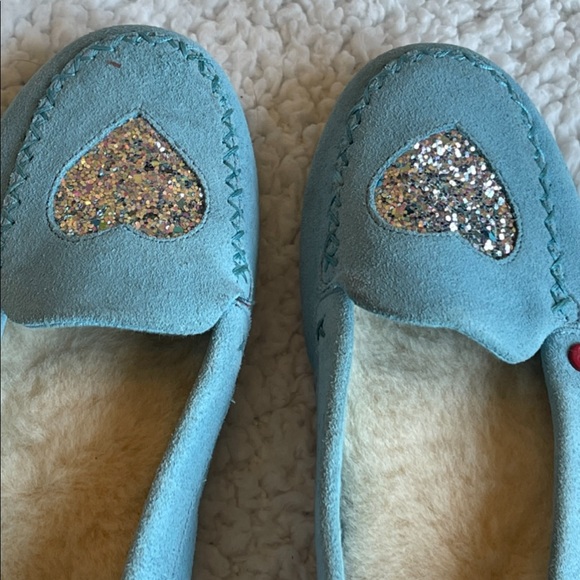 I Heart UGG Belle Blue Mocassin Size 6 NWOT - Picture 1 of 8